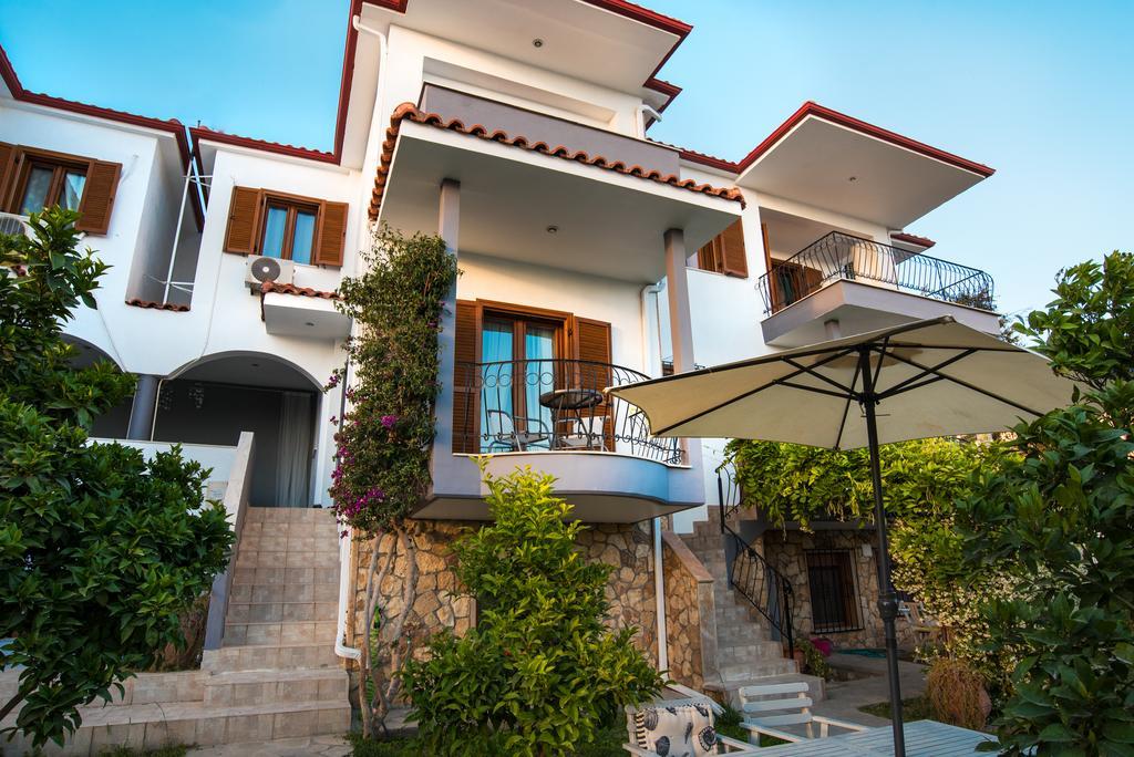 ניקיטי Bouganvillia Homes מראה חיצוני תמונה