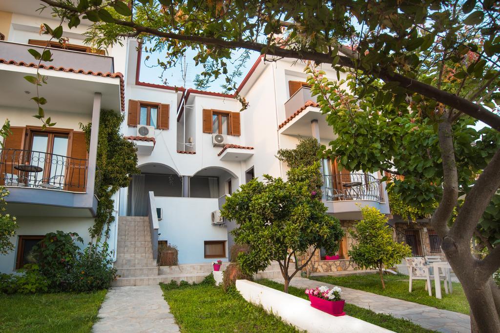 ניקיטי Bouganvillia Homes מראה חיצוני תמונה