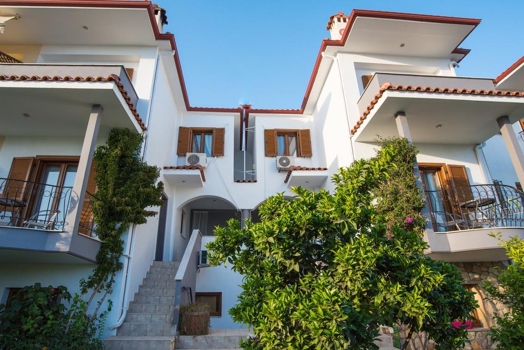 ניקיטי Bouganvillia Homes מראה חיצוני תמונה